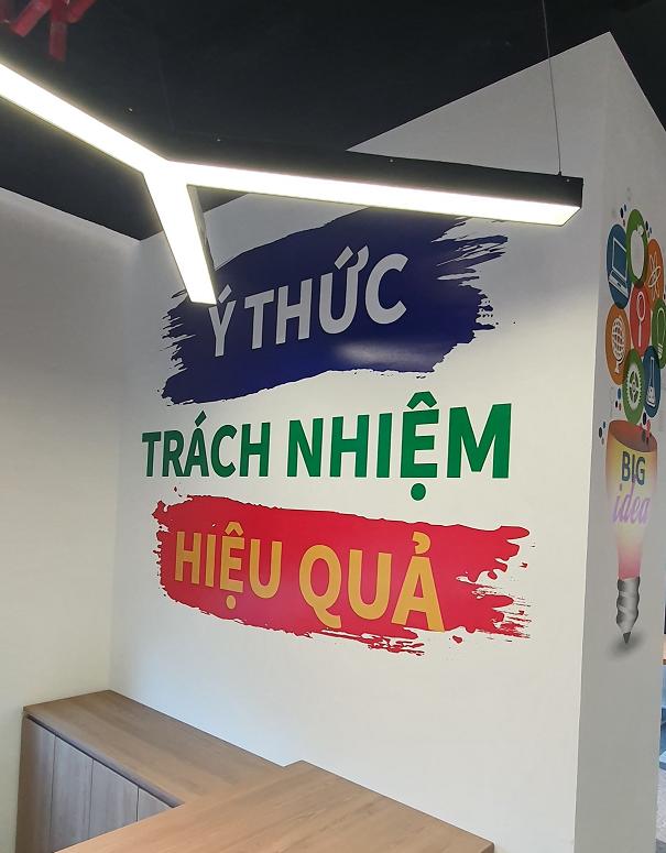 Vẽ tranh tường văn phòng công ty Nam Việt
